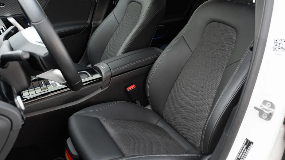 MERCEDES-BENZ A Klasa A 200 d Progressive 8G-DCT