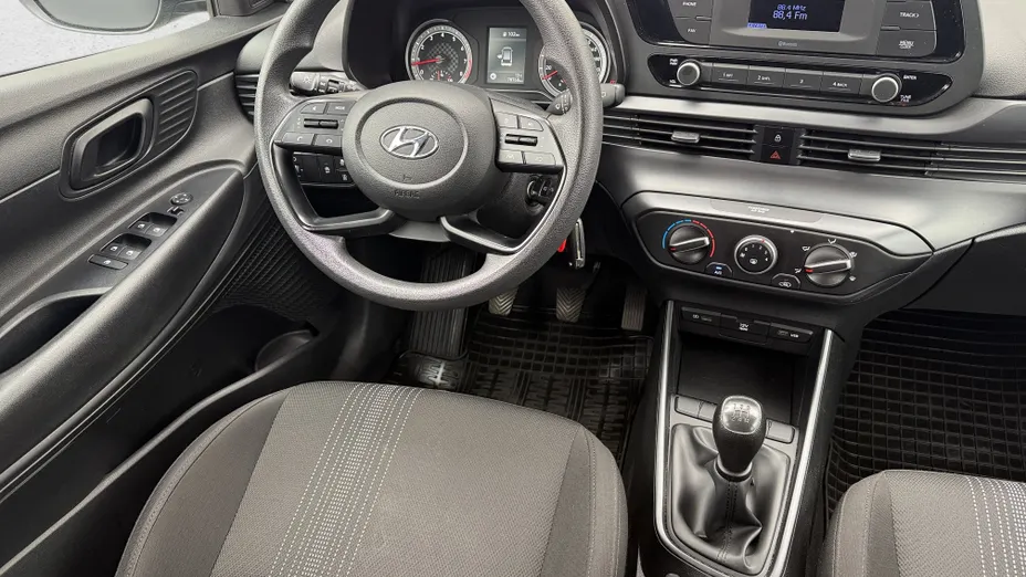 HYUNDAI i20 i20 1.2 Pure