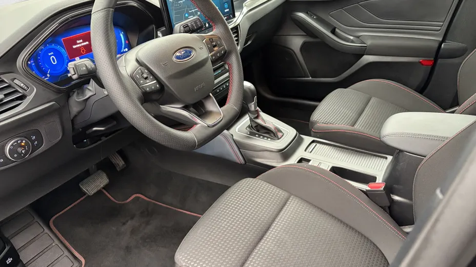 FORD Focus Focus 1.0 EcoBoost mHEV ST-Line X aut