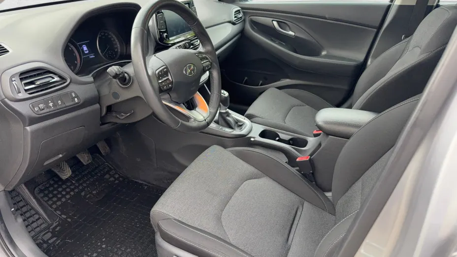 HYUNDAI i30 i30 1.5 DPI Smart