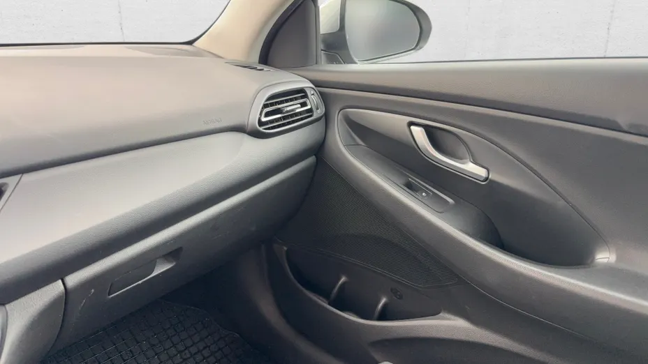 HYUNDAI i30 i30 1.5 DPI Smart