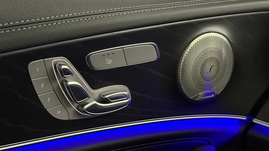 MERCEDES-BENZ E Klasa E 220 d 4-Matic AMG