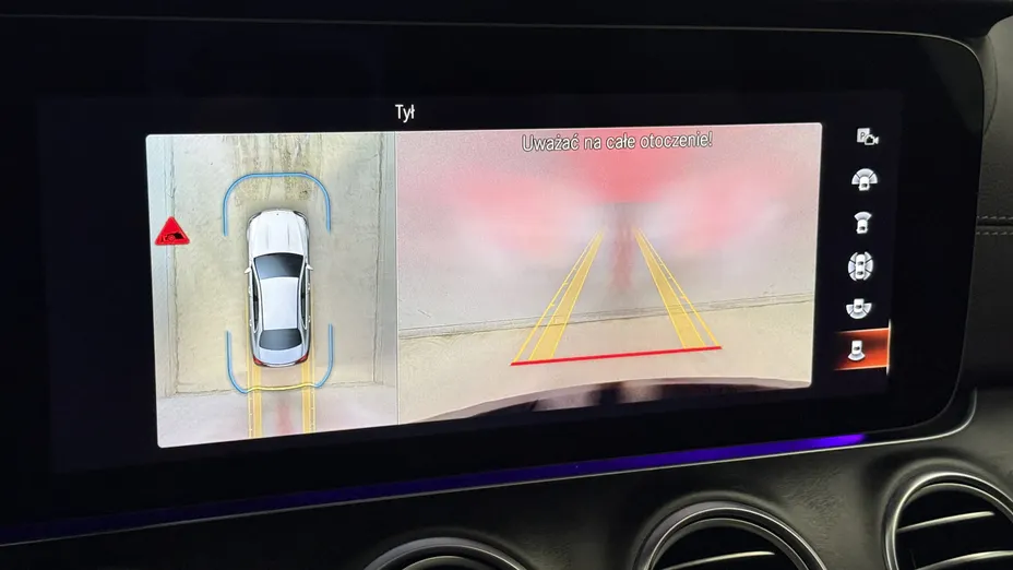 MERCEDES-BENZ E Klasa E 220 d 4-Matic AMG