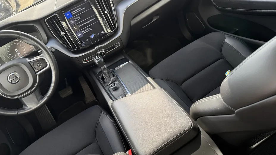 VOLVO XC60 XC60 D4 SCR Momentum aut