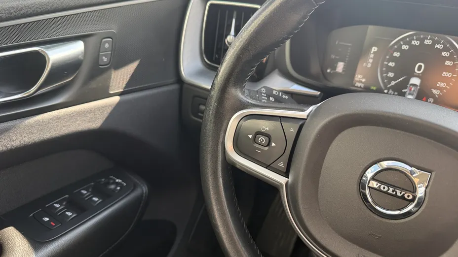 VOLVO XC60 XC60 D4 SCR Momentum aut