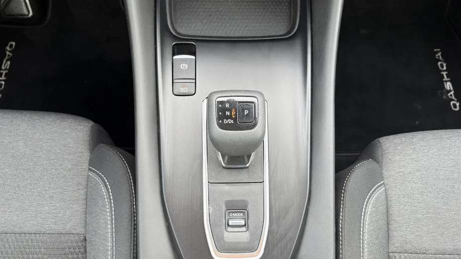 NISSAN Qashqai Qashqai 1.3 DIG-T mHEV N-Connecta Xtronic