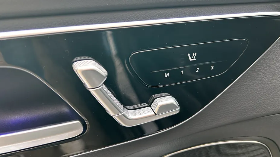MERCEDES-BENZ C Klasa C 220 d mHEV 4-Matic AMG