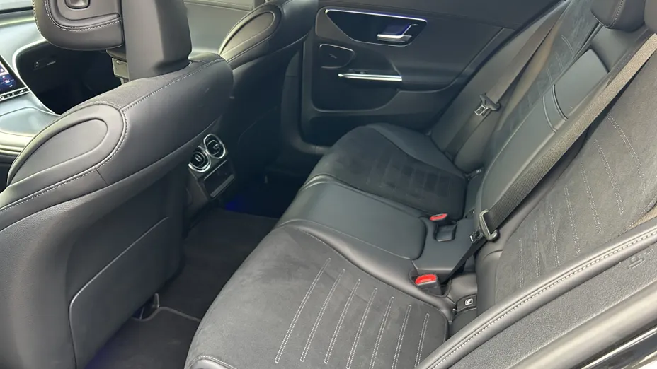MERCEDES-BENZ C Klasa C 220 d mHEV 4-Matic AMG