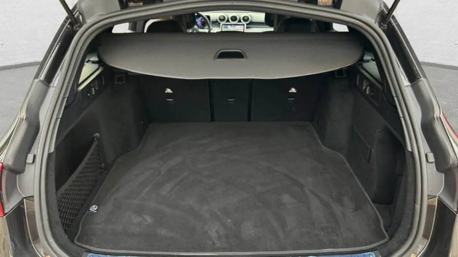 MERCEDES-BENZ C Klasa C 220 d mHEV 4-Matic AMG