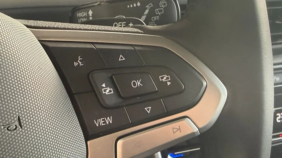 VOLKSWAGEN T-ROC T-ROC 1.5 TSI Life DSG