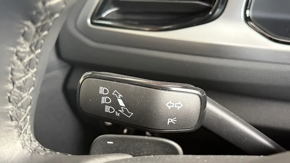 VOLKSWAGEN T-ROC T-ROC 1.5 TSI Life DSG