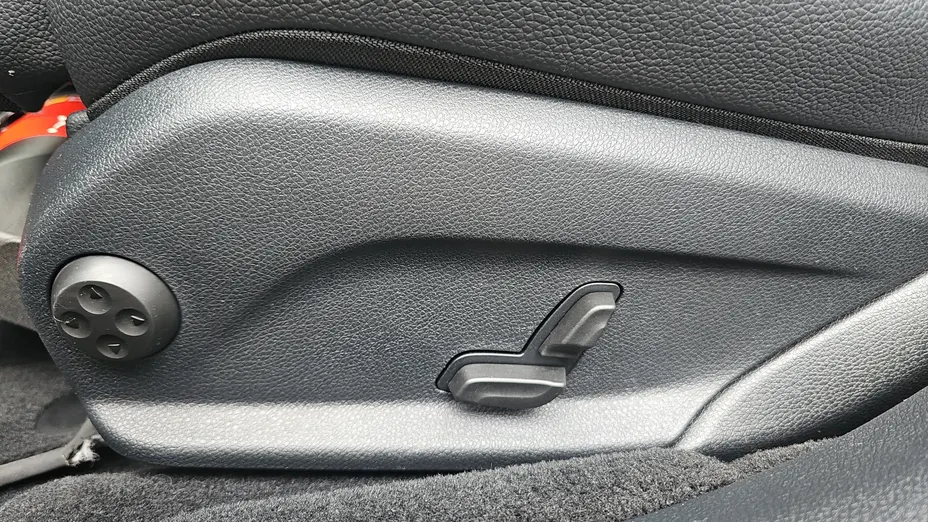 MERCEDES-BENZ E Klasa E 220 d 4-Matic AMG