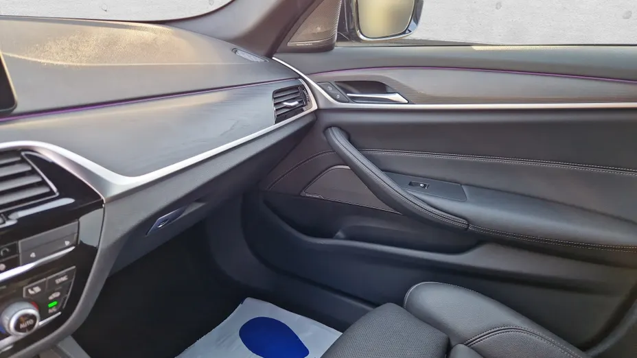 BMW Seria 5 520d xDrive mHEV M Sport sport-aut