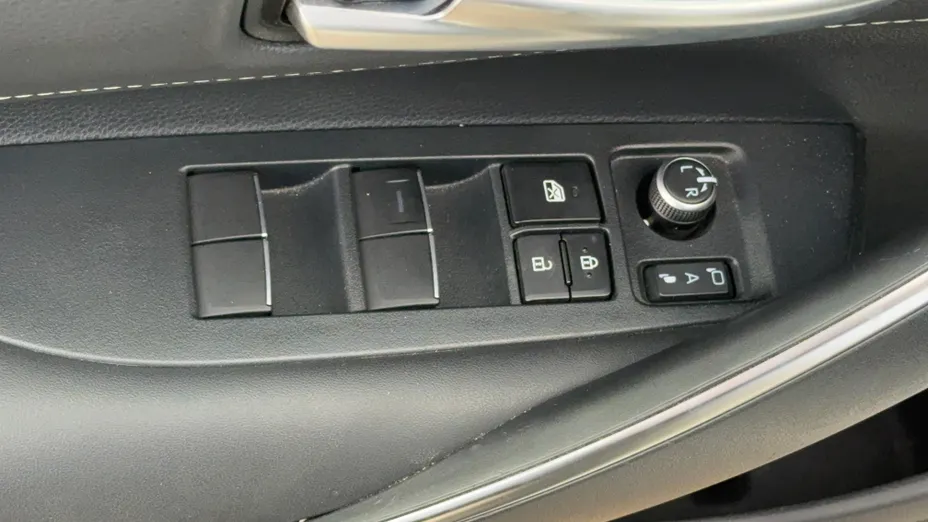 TOYOTA Corolla Corolla 2.0 Hybrid Style
