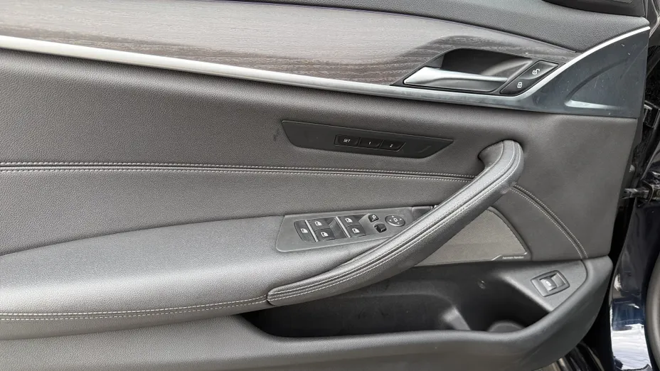 BMW Seria 5 520d xDrive mHEV M Sport sport-aut
