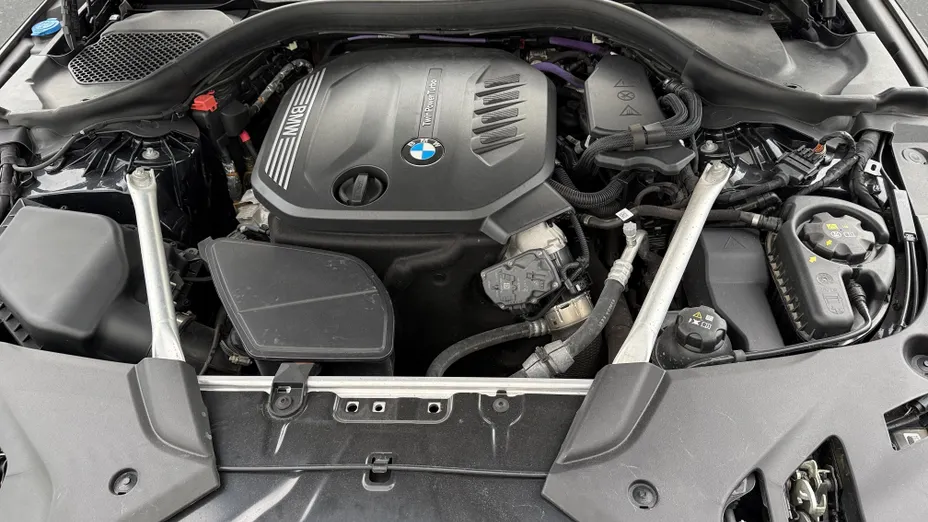 BMW Seria 5 520d xDrive mHEV M Sport sport-aut