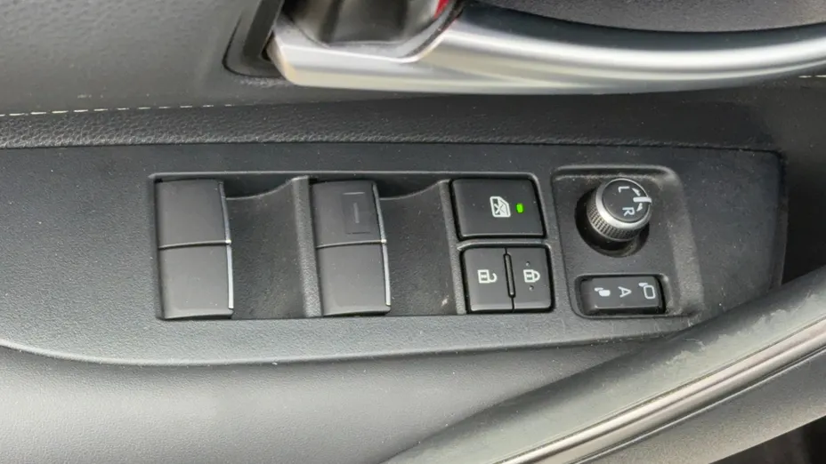 TOYOTA Corolla Corolla 2.0 Hybrid Style