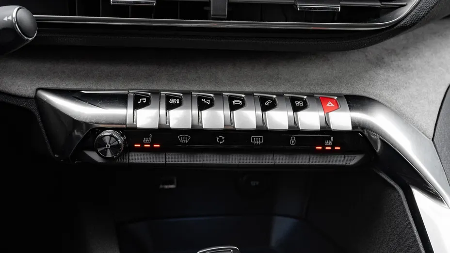 PEUGEOT 3008 3008 1.6 PureTech GT S&S EAT8