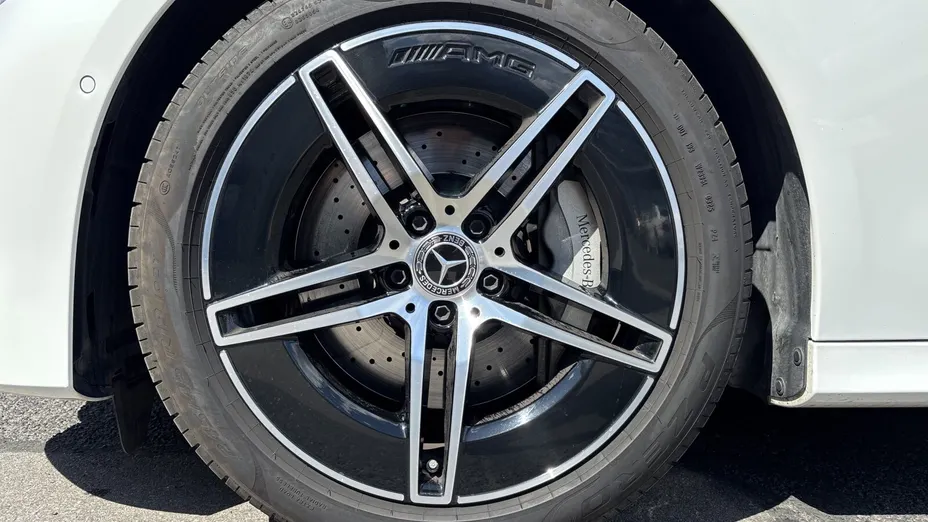 MERCEDES-BENZ E Klasa E 220 d mHEV 4-Matic AMG 9G-Tronic