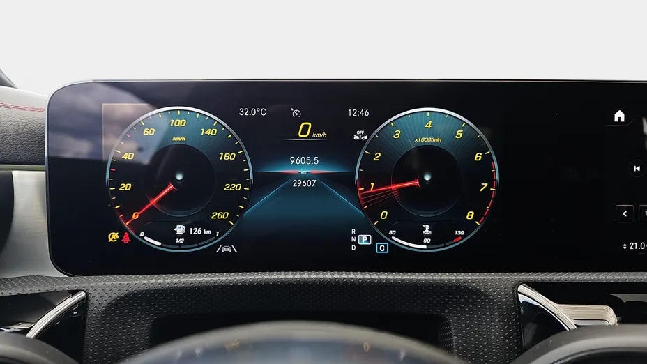 MERCEDES-BENZ CLA CLA 200 AMG Line 7G-DCT