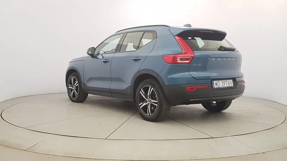 VOLVO XC40 XC40 B3 Plus Dark aut
