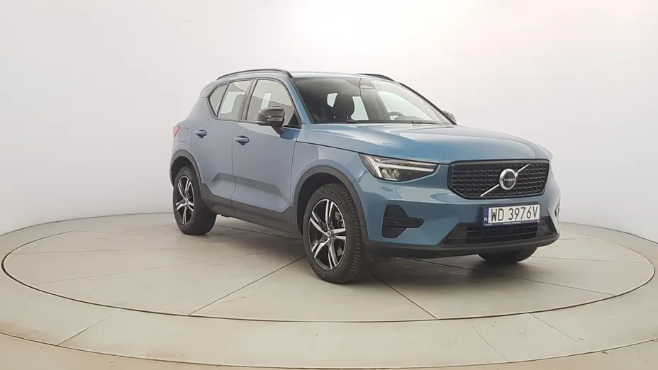 VOLVO XC40 XC40 B3 Plus Dark aut