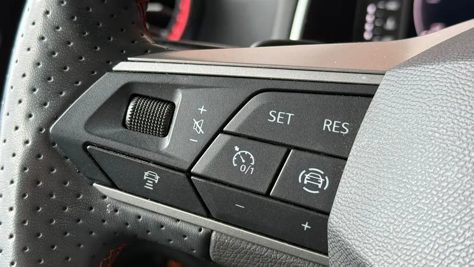 SEAT Arona Arona 1.0 TSI FR S&S DSG