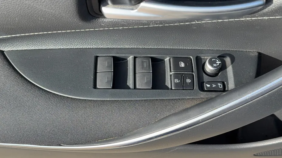 TOYOTA Corolla Corolla 1.8 Hybrid Comfort