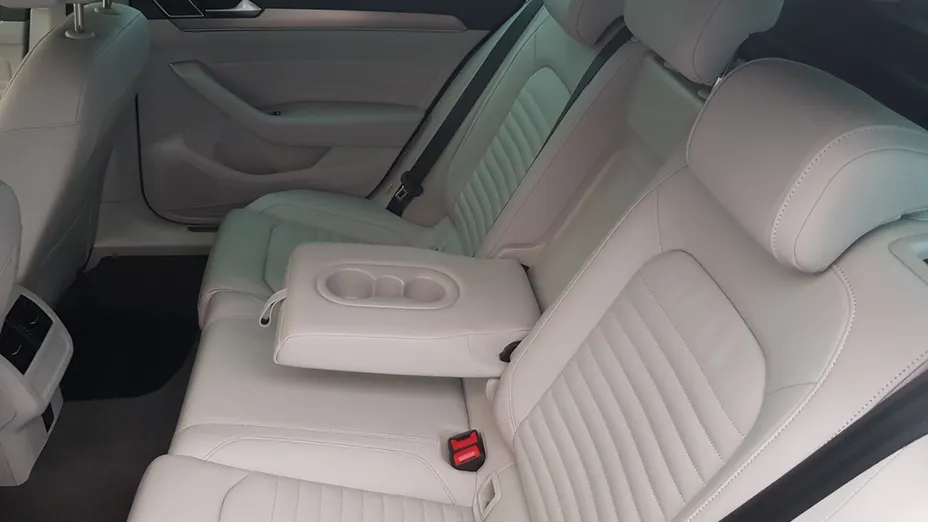 VOLKSWAGEN Passat Passat 2.0 TSI 4Mot. Elegance DSG