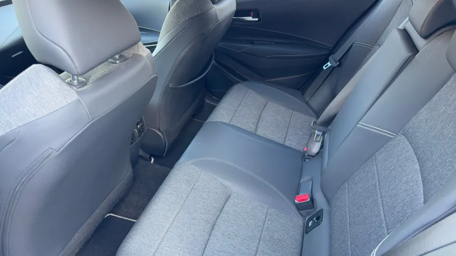 TOYOTA Corolla Corolla 2.0 Hybrid Style