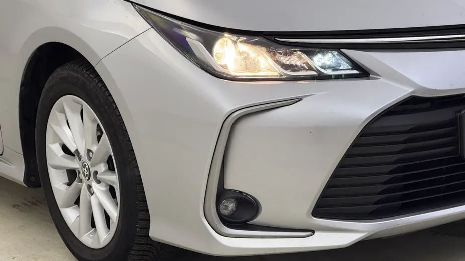 TOYOTA Corolla Corolla 1.5 Comfort