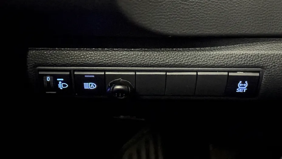 TOYOTA Corolla Corolla 1.5 Comfort