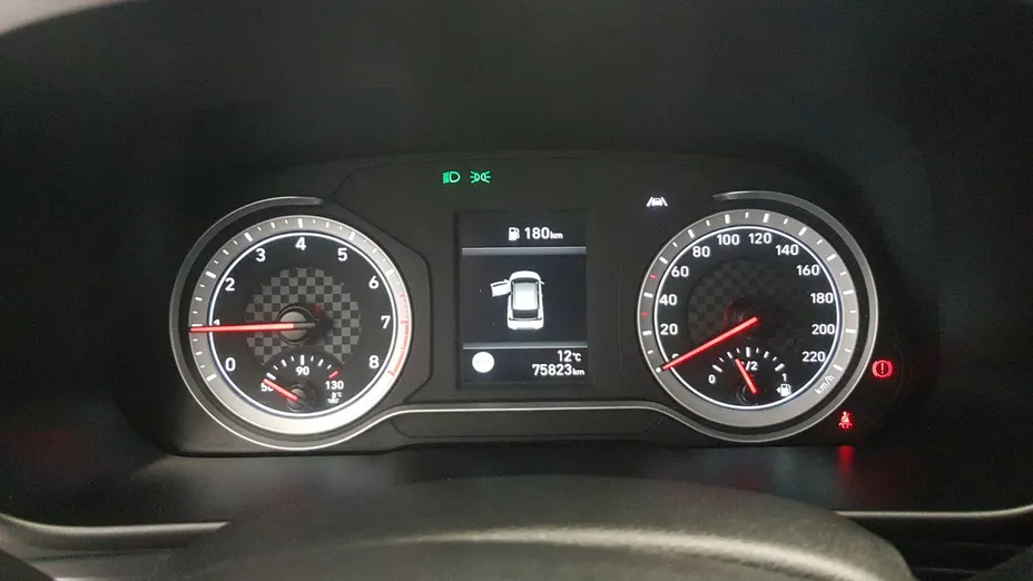 HYUNDAI i20 i20 1.2 Pure