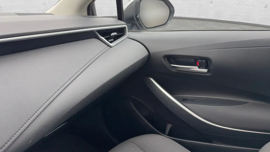 TOYOTA Corolla Corolla 1.5 Comfort