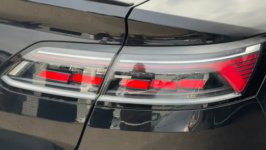 VOLKSWAGEN Arteon Arteon 2.0 TSI R-Line DSG