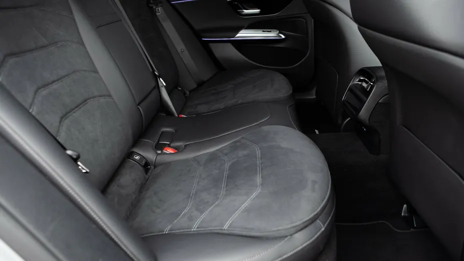 MERCEDES-BENZ E Klasa E 220 d mHEV 4-Matic AMG 9G-Tronic