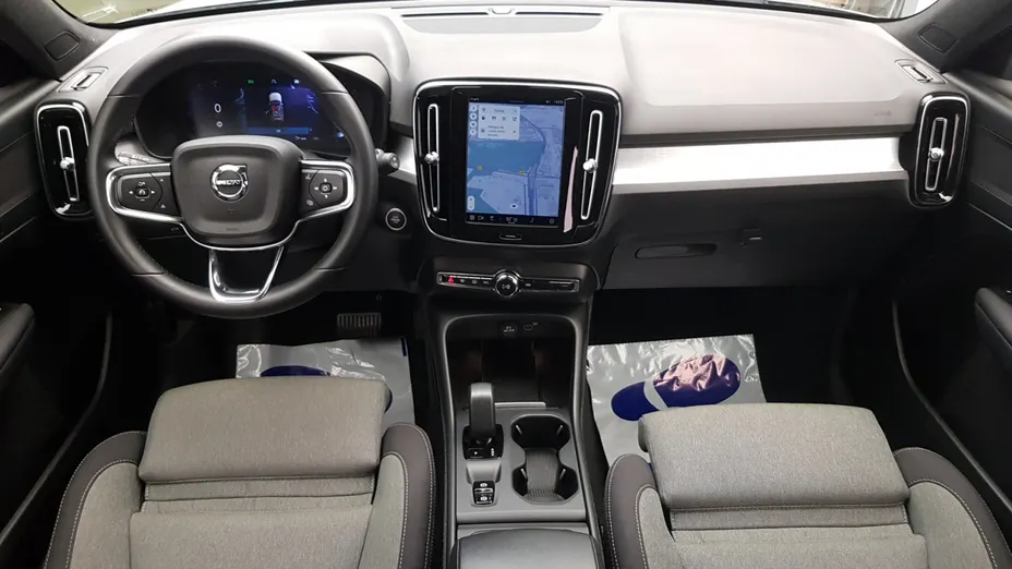 VOLVO XC40 XC40 B3 Core aut