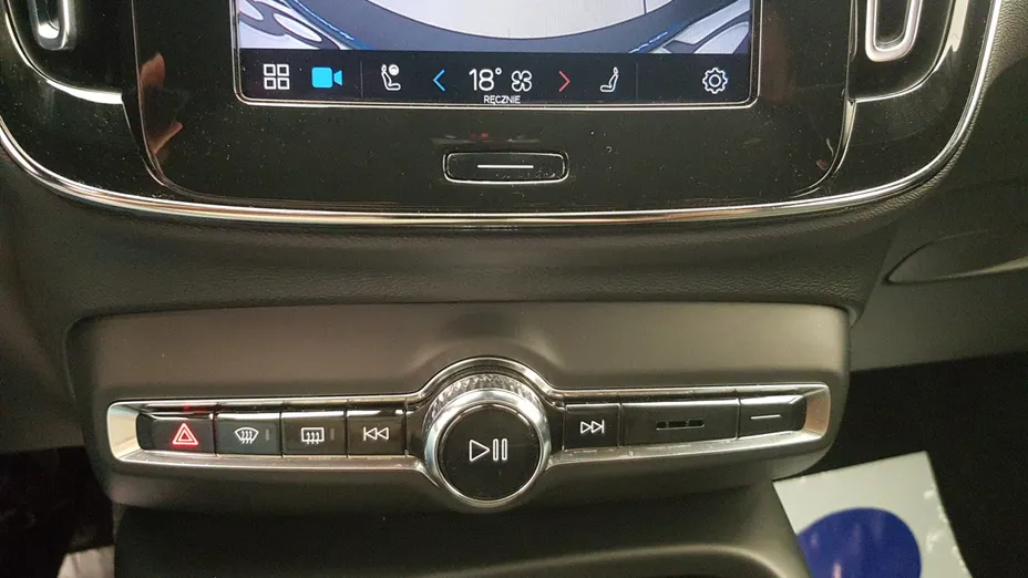 VOLVO XC40 XC40 B3 Core aut