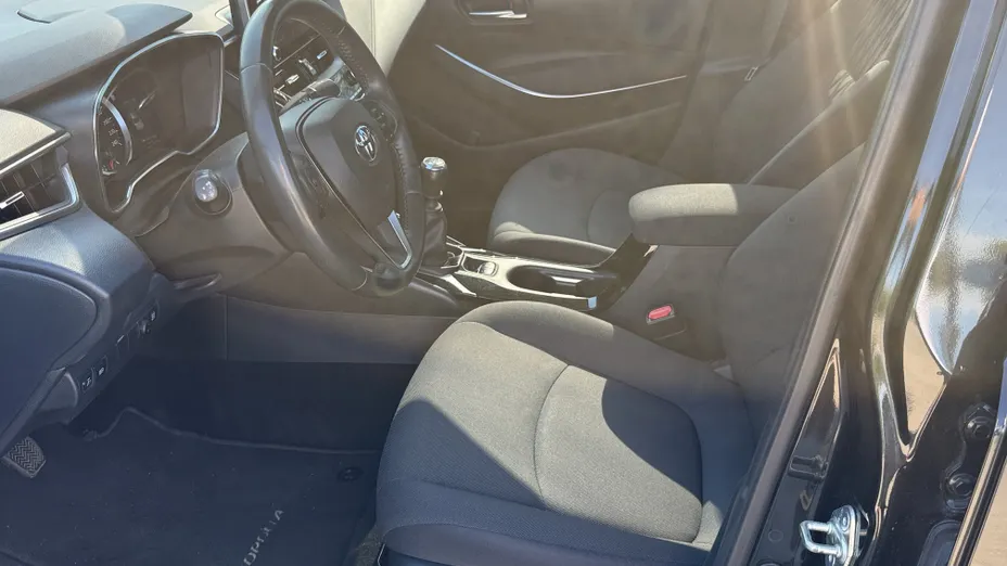 TOYOTA Corolla Corolla 1.5 Comfort