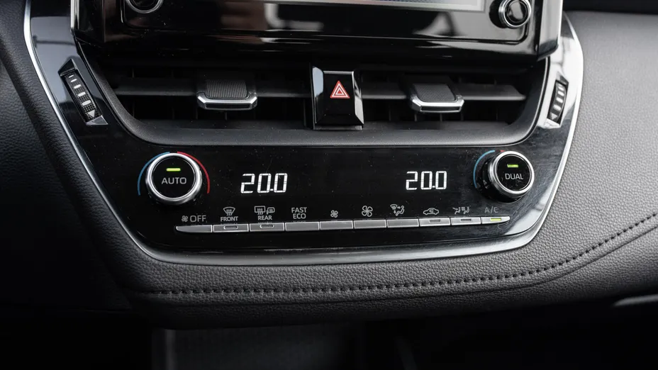 TOYOTA Corolla Corolla 1.5 Comfort