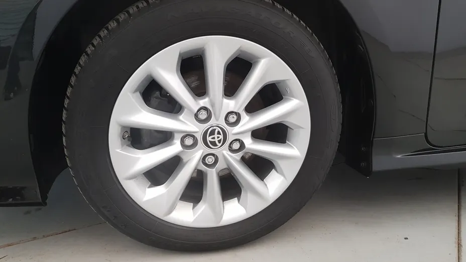 TOYOTA Corolla Corolla 1.5 Comfort