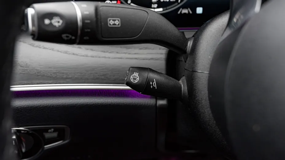 MERCEDES-BENZ E Klasa E 220 d 4-Matic AMG