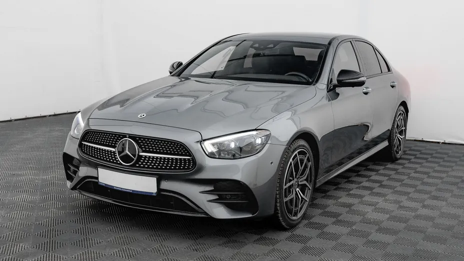 MERCEDES-BENZ E Klasa E 220 d 4-Matic AMG