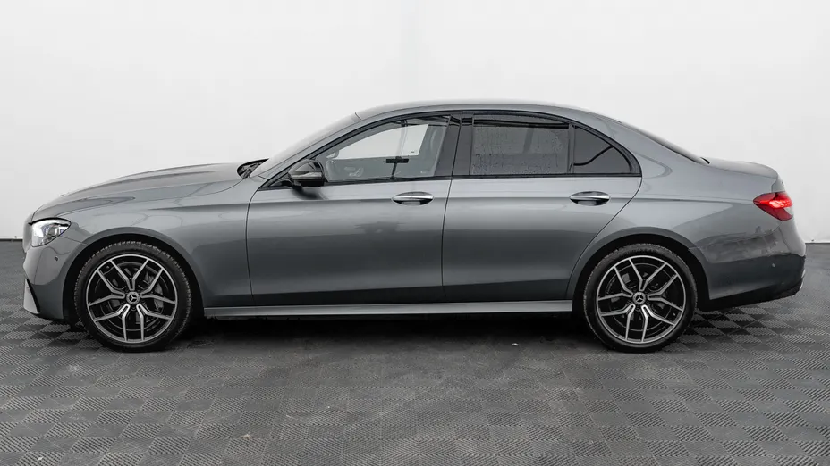 MERCEDES-BENZ E Klasa E 220 d 4-Matic AMG