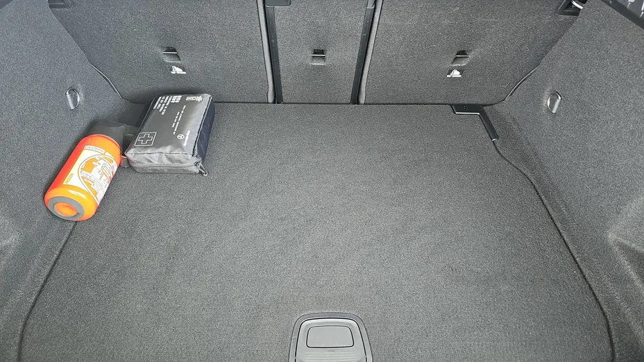 MERCEDES-BENZ A Klasa A 220 4-Matic AMG Line 8G-DCT