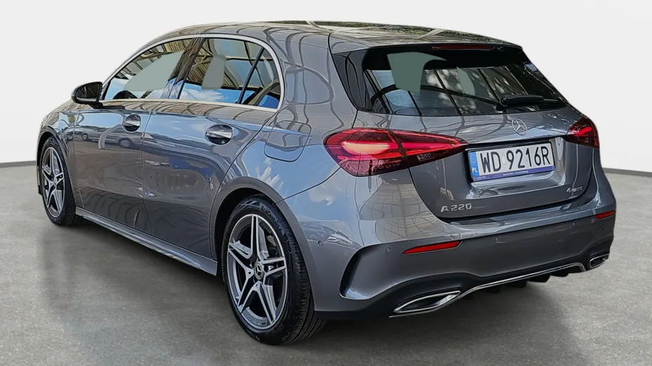MERCEDES-BENZ A Klasa A 220 4-Matic AMG Line 8G-DCT