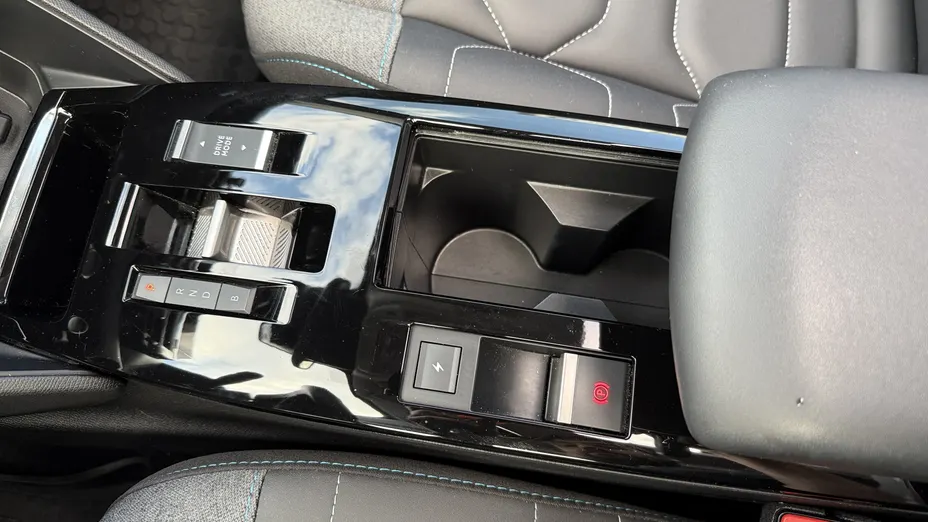 CITROEN C4 e-C4 EV136 50kWh Shine