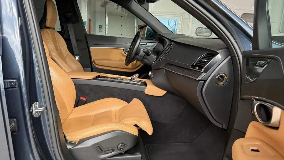 VOLVO XC90 XC90 B5 D AWD Inscription aut