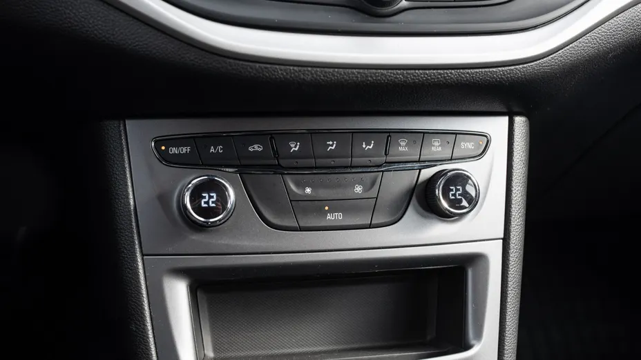 OPEL Astra Astra V 1.2 T Edition S&S