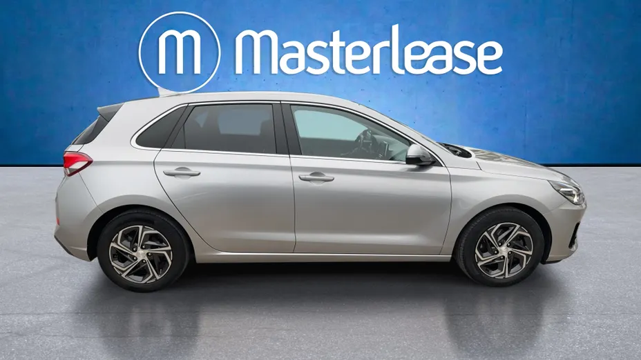 HYUNDAI i30 i30 1.5 DPI Smart